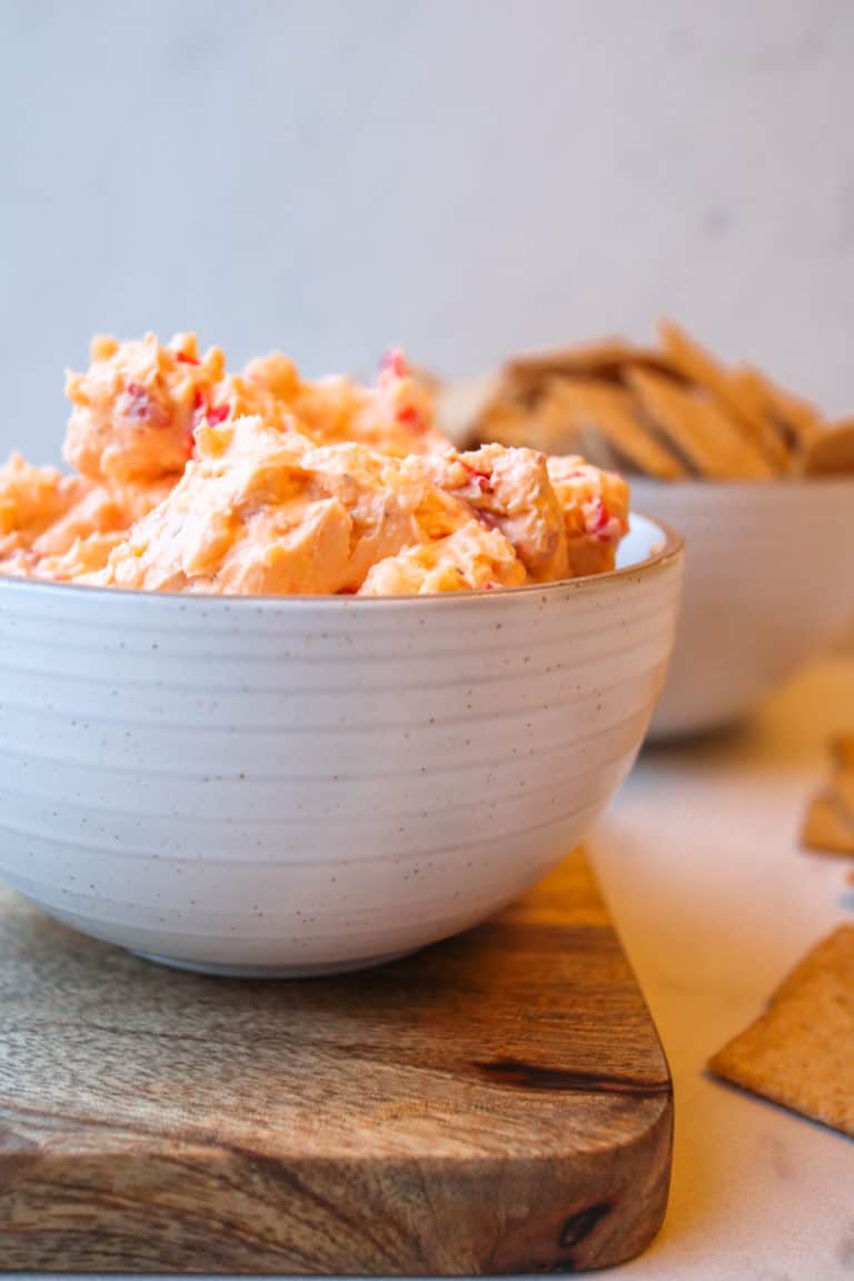 Southern Pimento Cheese with Wheat Thin Crackers