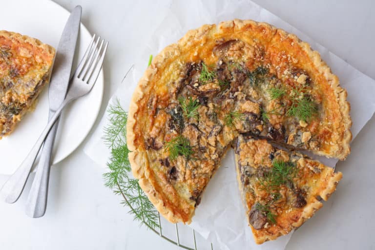 Quick and Easy Mushroom Quiche