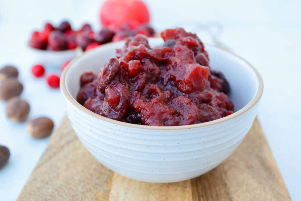 Fresh Cranberry Chutney with Nutmeg and Apples